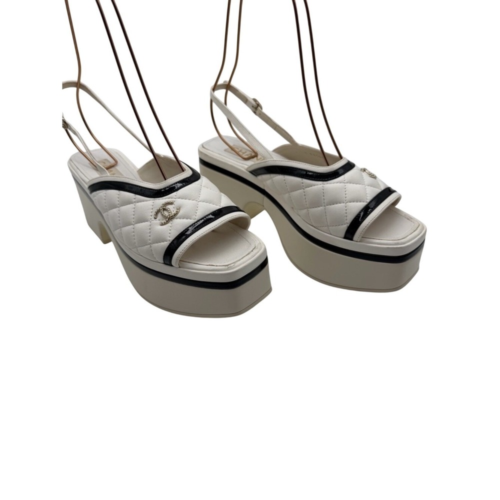 CHANEL White Lambskin Black Patent Quilted Platform Slingback Sandals Size 39